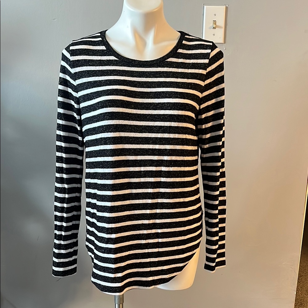 Old Navy Black and White Striped Women's Top